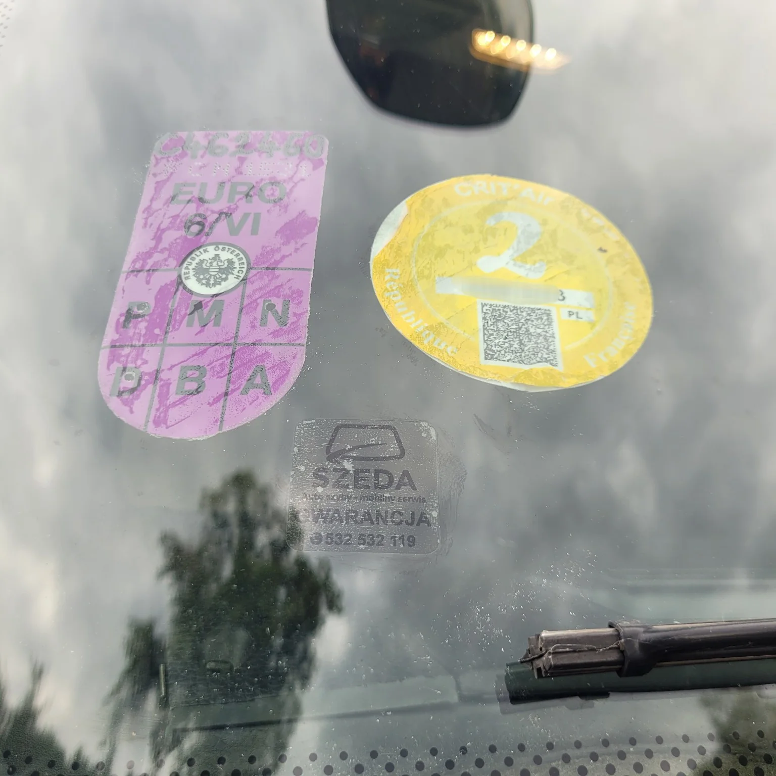 Naklejka gwarancyjna SZEDA po montażu szyby
